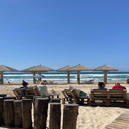 Studio Near The Sea Netanya Exterior foto