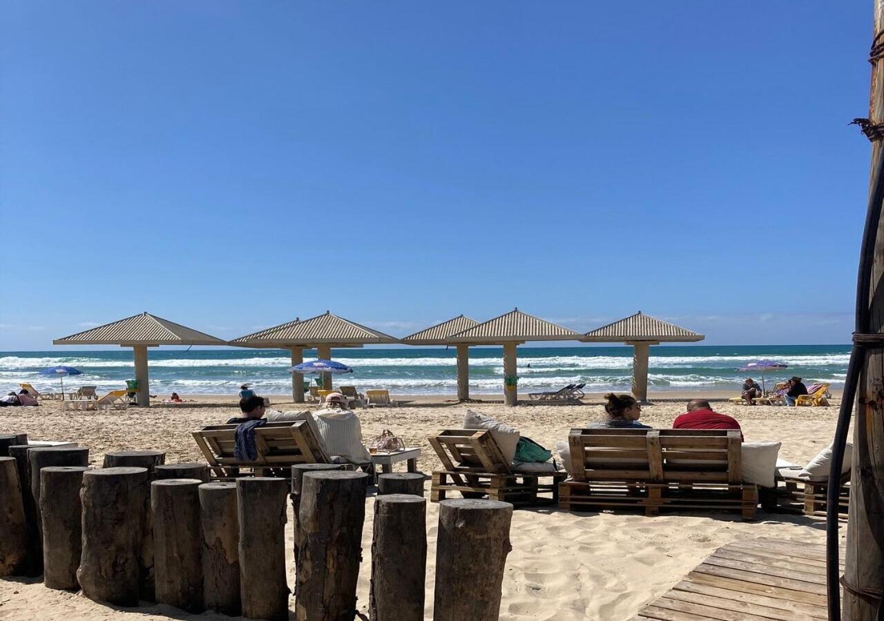Studio Near The Sea Netanya Exterior foto